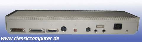 Der Atari 1040 STE von hinten